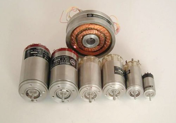 如何合理的設置變壓器繞線機的參數？怎么正確裝卸模具